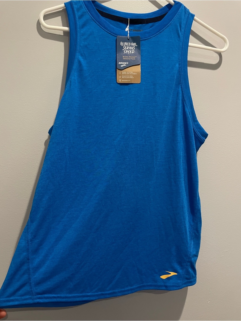 NWT BROOKS Blue Bolt Distance Tank Top size L